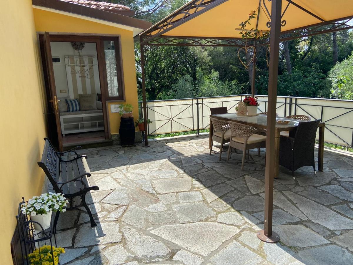 Villa Antonella Castellina Marittima Eksteriør bilde