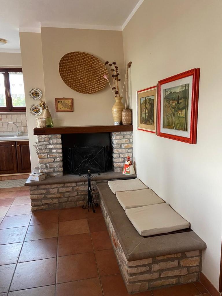 Villa Antonella Castellina Marittima Rom bilde